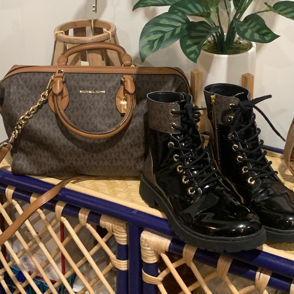 Michael Kors Combat Boots - Picture 1 of 6